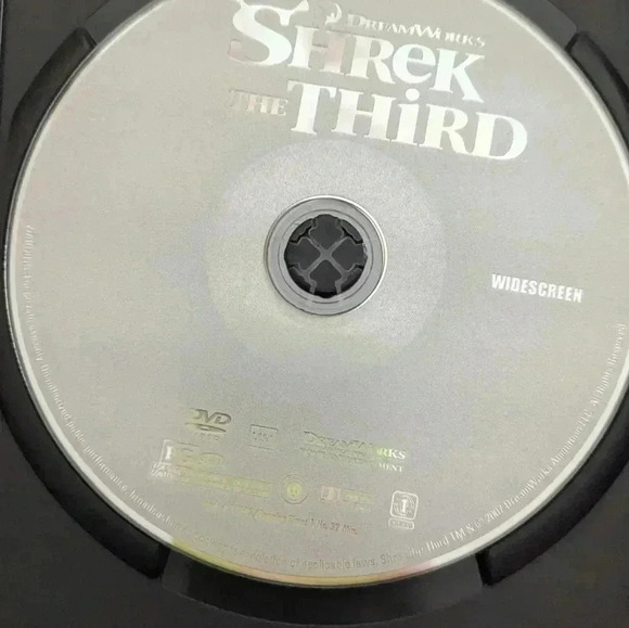 Shrek The Third Widescreen DVD (EUC) - Picture 3 of 3